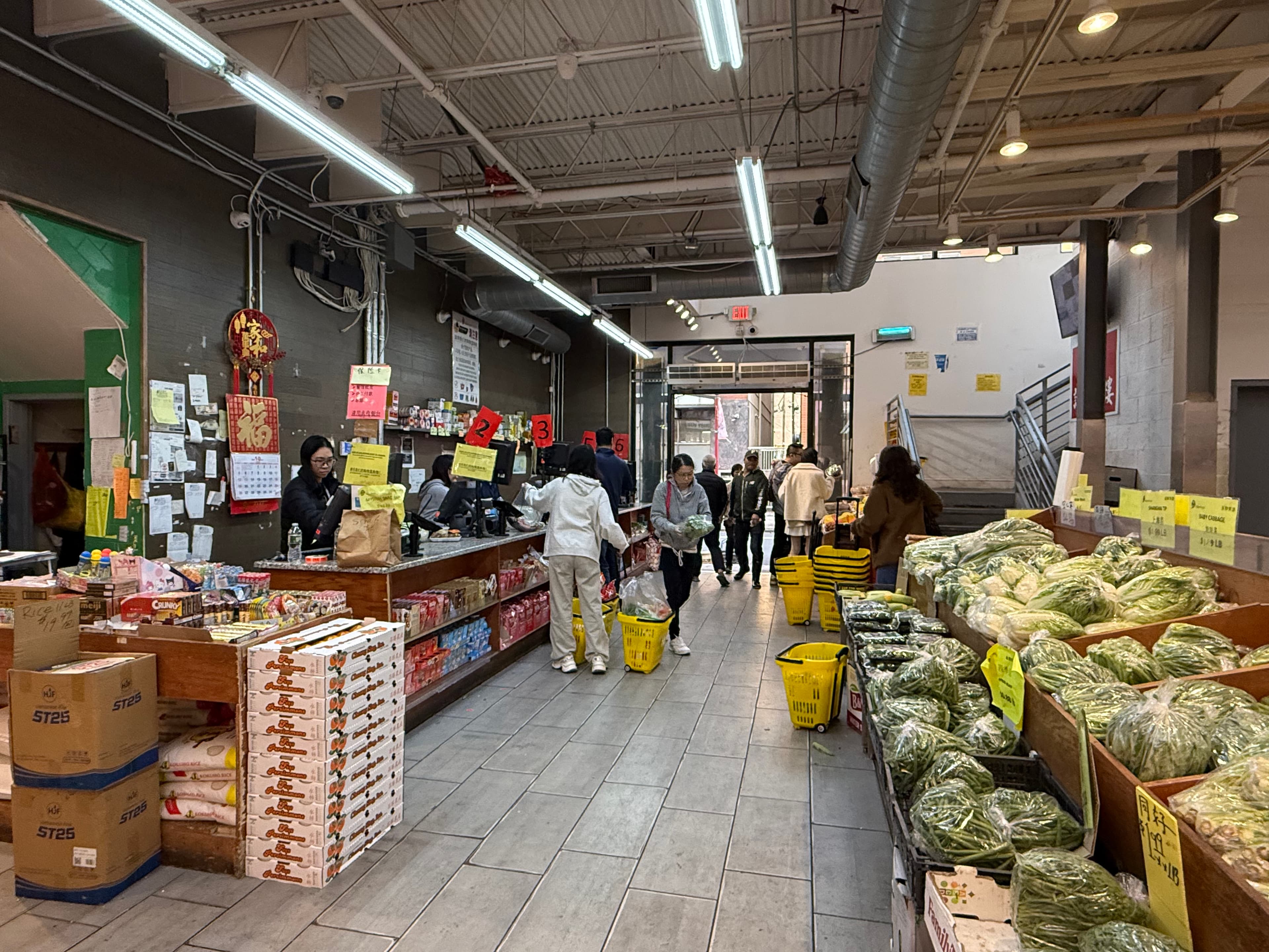 Store Image 4